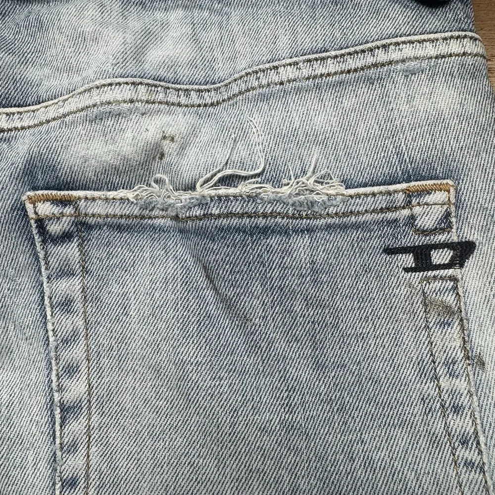 Diesel D-Strukt Jeans Mens 32x27 Light Blue Slim Distressed Made In Italy 009UI